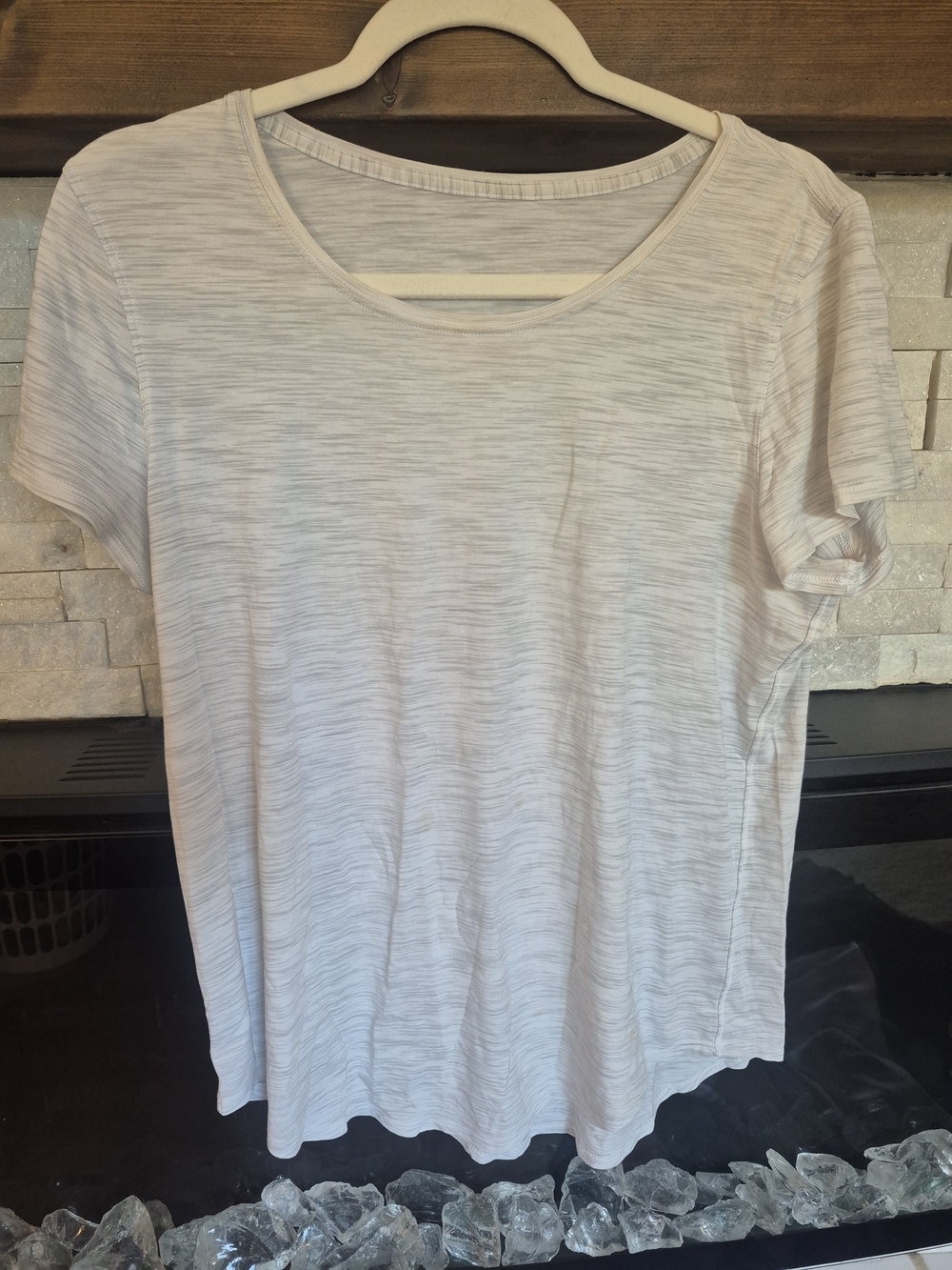 Lululemon Womens Light Heather Gray Short-Sleeve Scoop Neck Tee